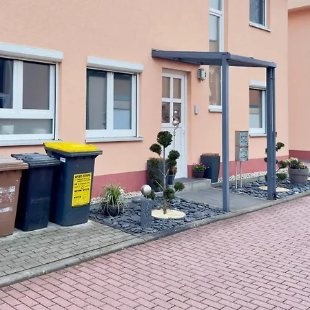 Apartmán Familien-oase Luther Mit Garten, Spielturm Und Garage