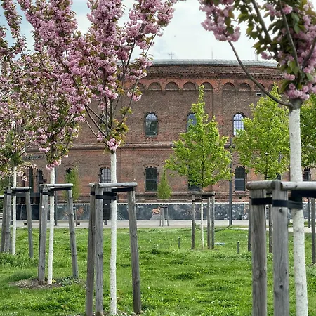 Familien-oase Luther Mit Garten, Spielturm Und Garage